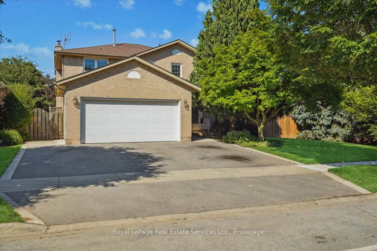 471 Deerhurst Drive, ON L7L 5T4