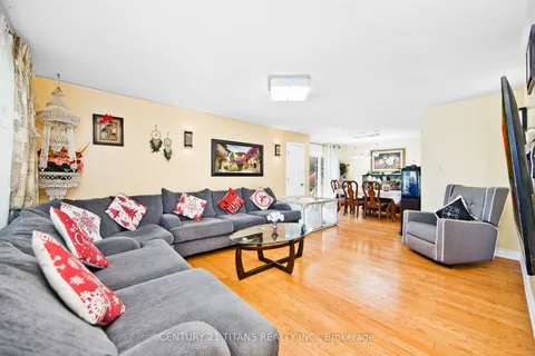 7606 Netherwood Road, ON L4T 2P1