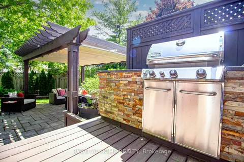 2156 Country Club Drive, ON L7M 4A8