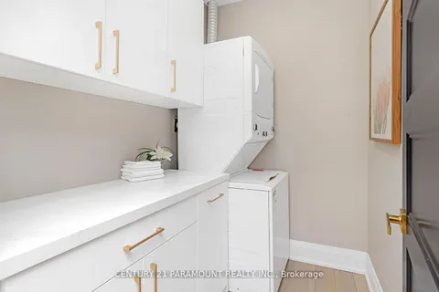 22 Maldives Crescent, ON L6P 1L5
