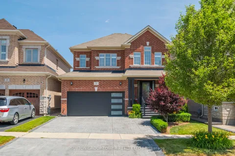 21 Fieldstone Lane Avenue, ON L7C 3Y8