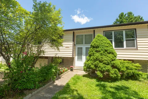 3337 Rhonda Valley, ON L5A 3G2