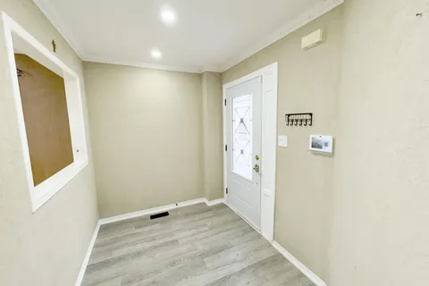 3310 Crimson King Circle, ON L5W 8M8