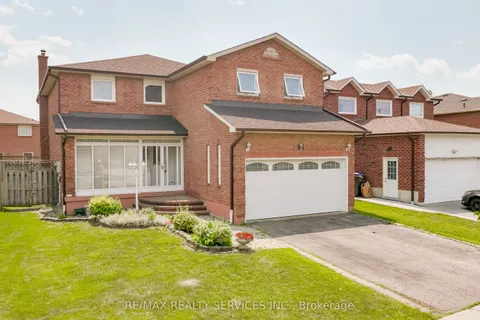 6 Ruth Avenue, ON L6Z 3X4