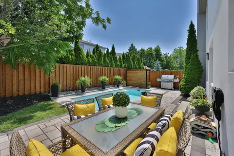 5551 River Grove Avenue, ON L5M 3T6
