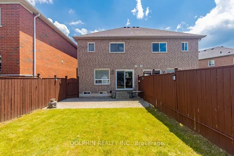 47 Woodcote Crescent, ON L7G 6M1
