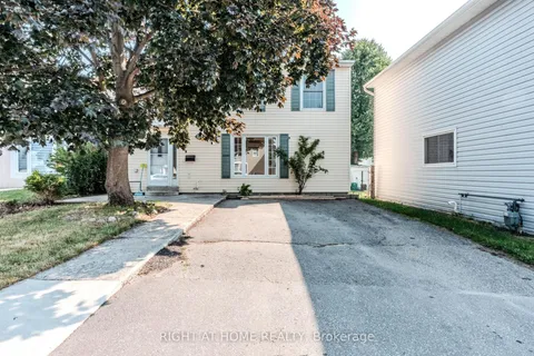 19 Hearthstone Court, ON L6S 1N8