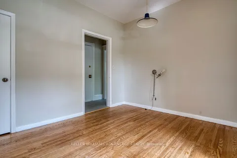 24 Indian Road Crescent, ON M6P 2G1