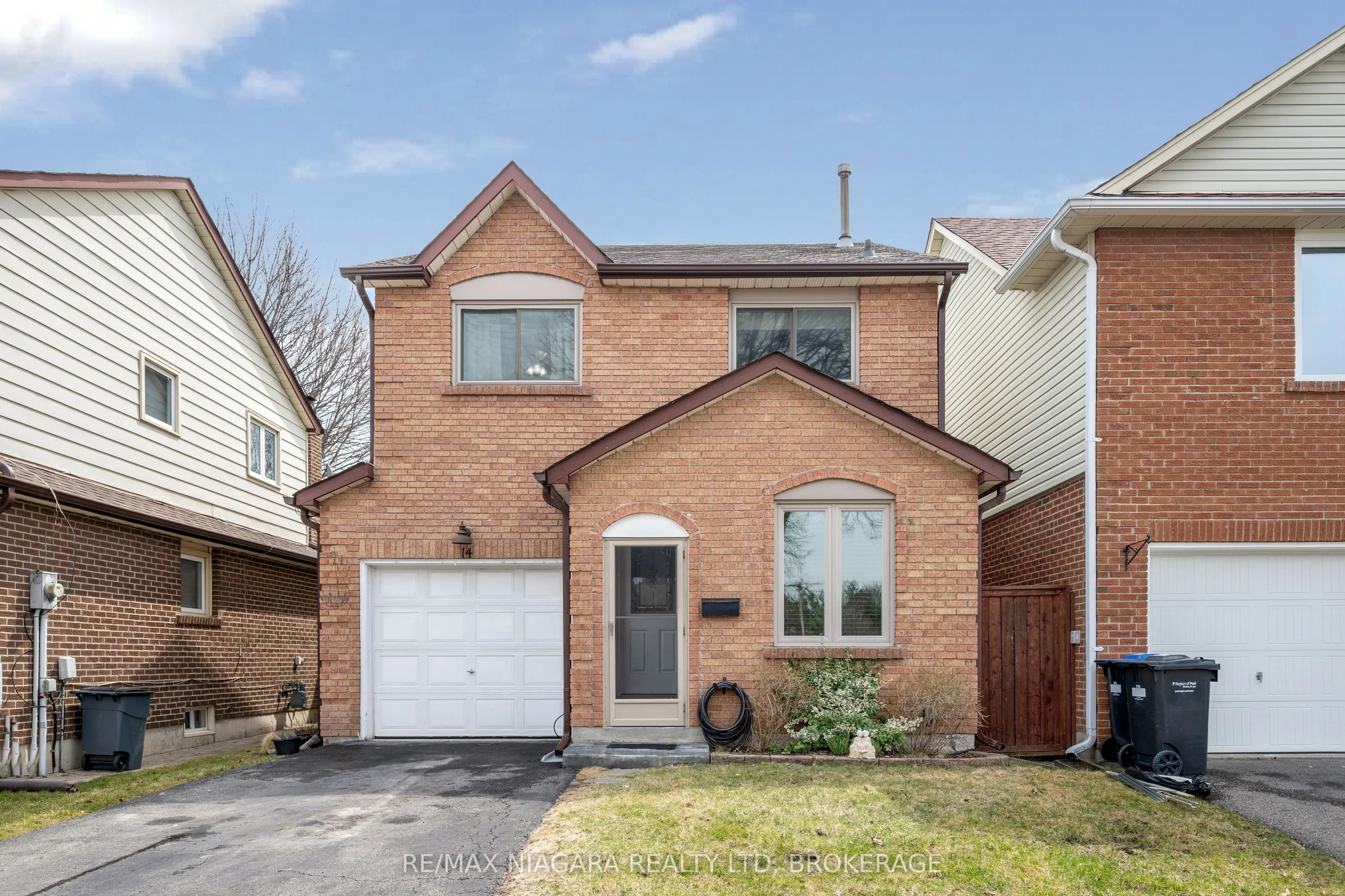 14 Bryant Court, ON L6X 2T1