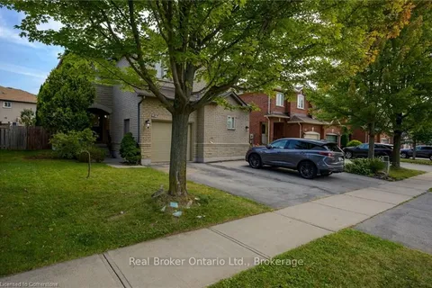 2189 Shorncliffe Boulevard, ON L6M 3X2