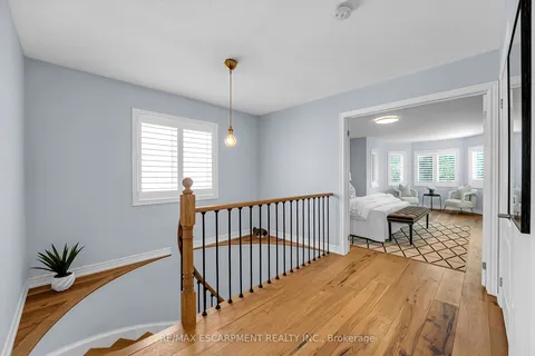 2314 Kwinter Road, ON L6M 0H3