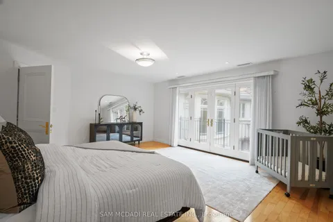 1382 Aldo Drive, ON L5H 3E9