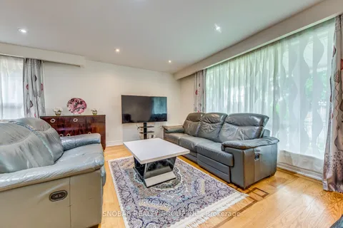 34 Barkwin Drive, ON M9V 2W3