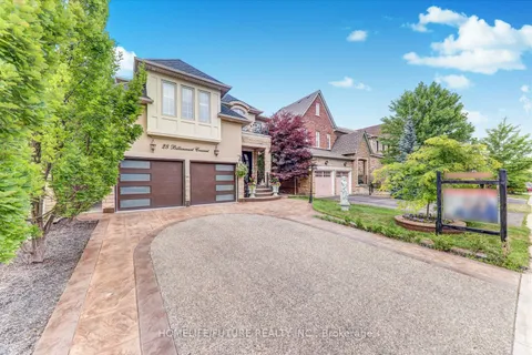 28 Billancourt Crescent, ON L6P 1N5