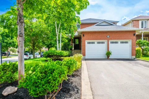 1406 Boulder Creek Crescent, ON L5J 4P5