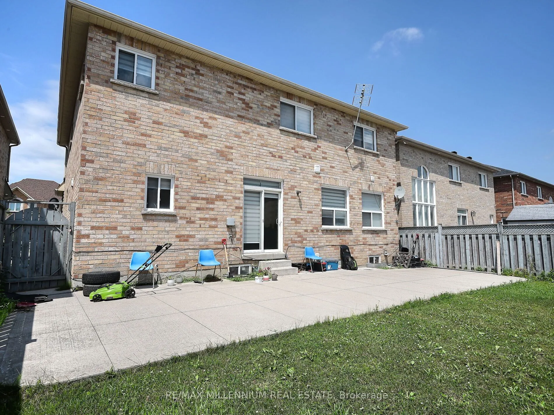 5 Freshspring Drive, ON L6R 3H6