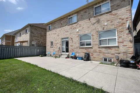 5 Freshspring Drive, ON L6R 3H6