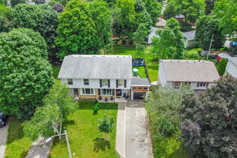 35 South Park Drive, ON L9W 1R7
