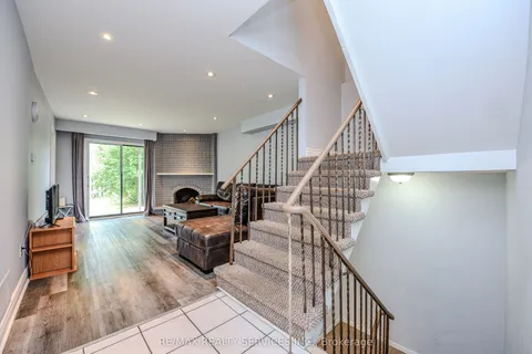 133 Murray Street, ON L6X 2S5