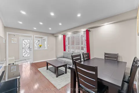 72 Newington Crescent, ON L6P 3G1