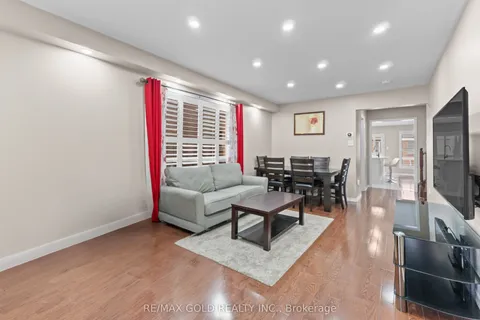 72 Newington Crescent, ON L6P 3G1