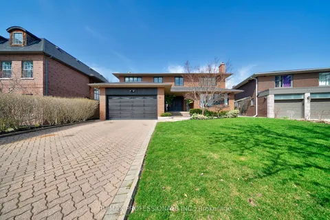 52 Courtsfield Crescent, ON M9A 4S9