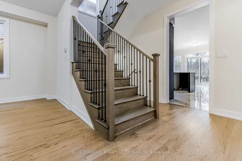 1483 WELLWOOD Terrace, ON L9E 1V2