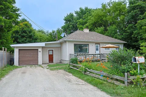 32 Maple Avenue, ON L7G 5M2