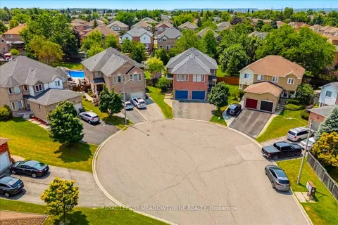 3249 Tortola Court, ON L5N 7C4