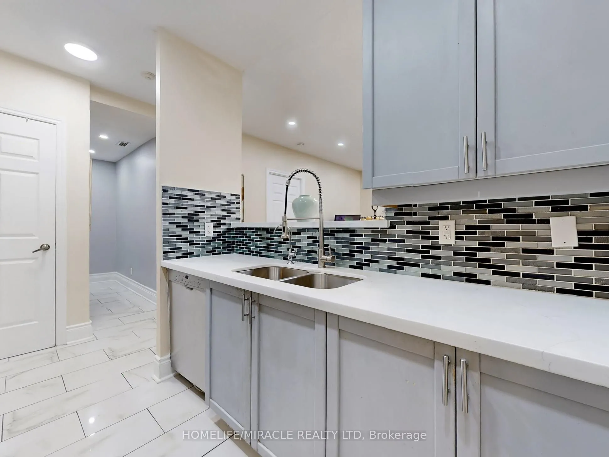 710 Humberwood Boulevard, ON M9W 7J5