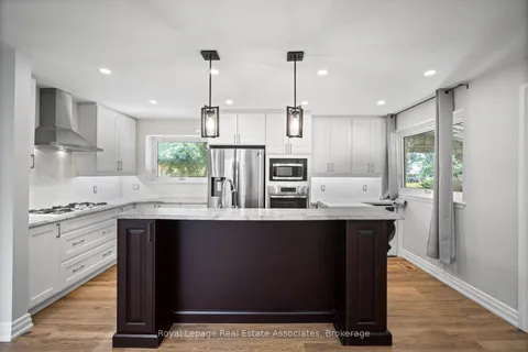 168 Tidey Avenue, ON L7J 1V6