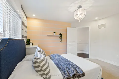 240 Etheridge Avenue, ON L9E 1H6