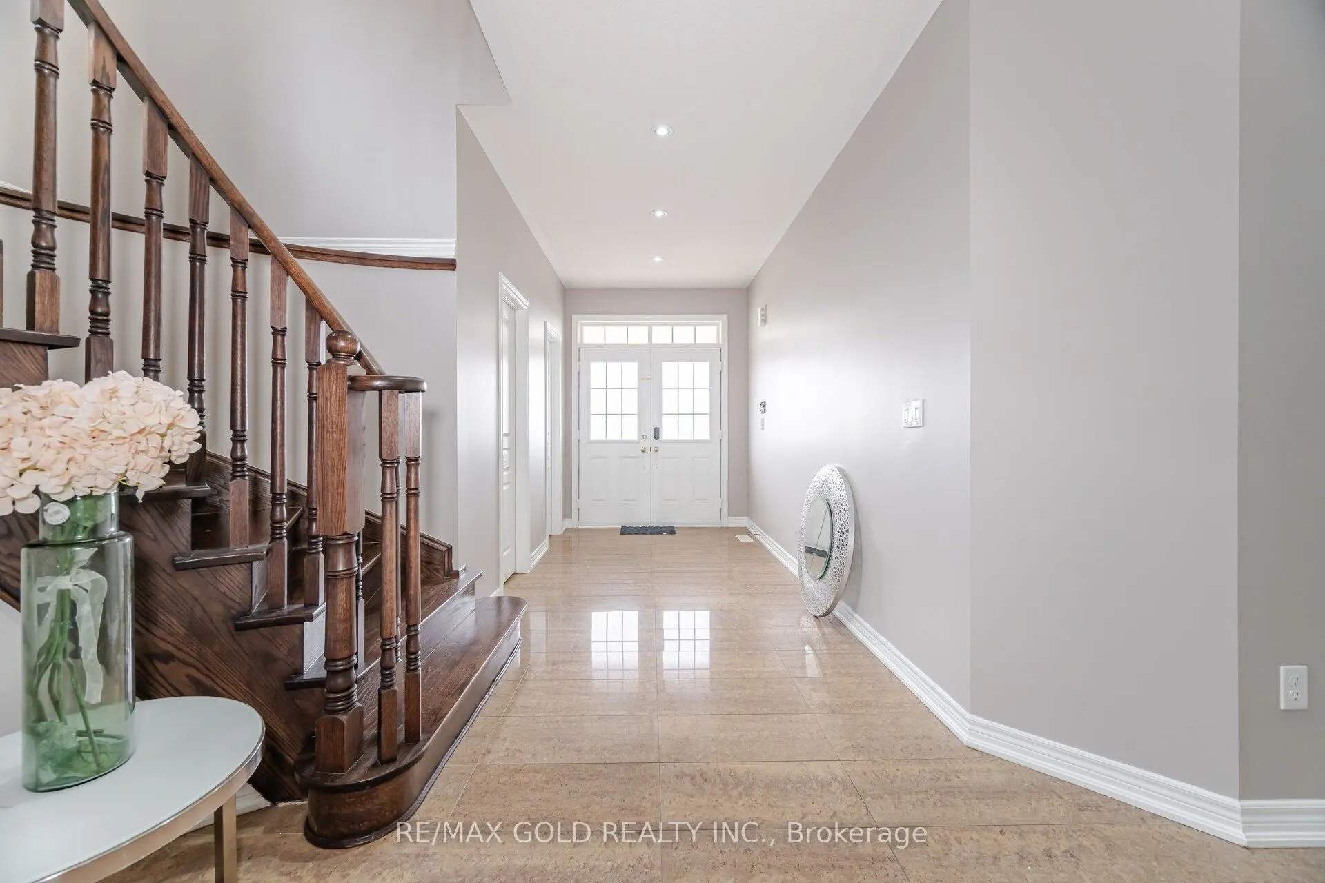 44 Gardenbrooke Trail, ON L6P 3J3