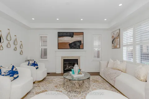 46 levendale Court, ON L6P 0K4