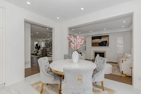 46 levendale Court, ON L6P 0K4