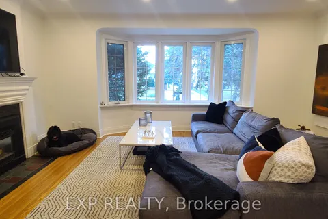 25 Mcclinchy Avenue, ON M8X 2H9