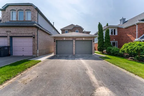 5820 Tayside Crescent, ON L5M 5J6