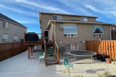 20 Murphy Road, ON L6S 6L2