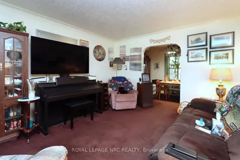 26 Ann Arbour Road, ON M9M 2J6