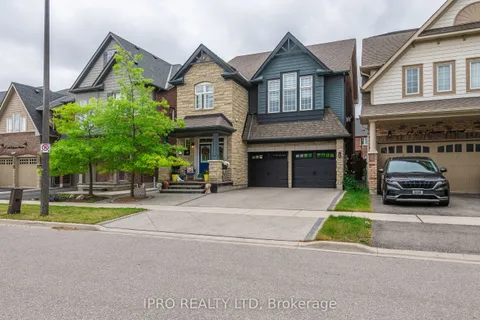 17 McEchearn Crescent, ON L7C 3R4