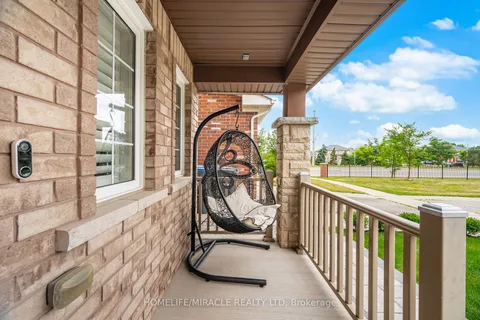 115 Vanhorne Close, ON L7A 4E9