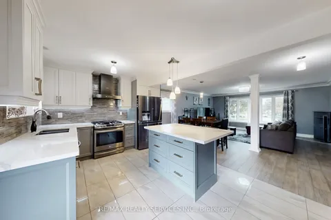 53 Geneva Crescent, ON L6S 1K7