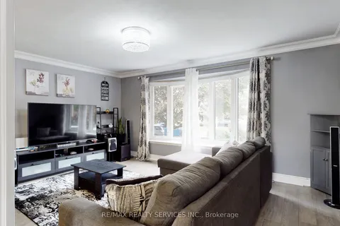 53 Geneva Crescent, ON L6S 1K7