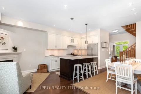 11B James Street, ON L7G 2H2
