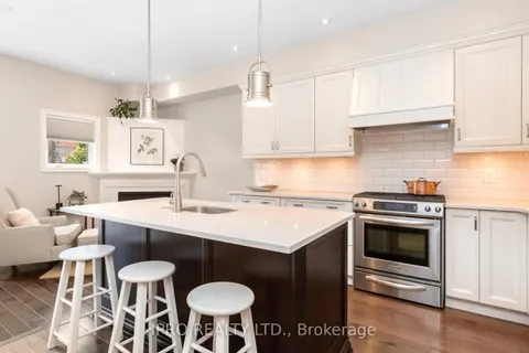 11B James Street, ON L7G 2H2