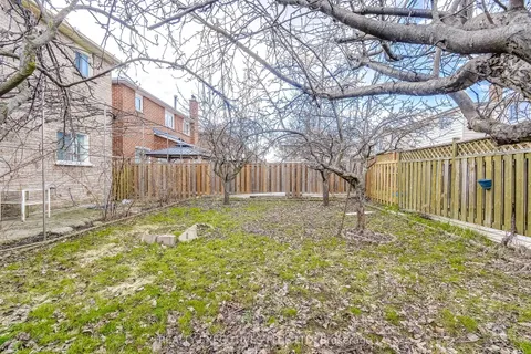 206 Vodden Street, ON L6X 2V3