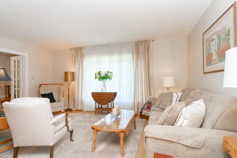 39 Dunblaine Crescent, ON L6T 3H1