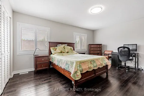 222 Albright Road, ON L6X 5E7