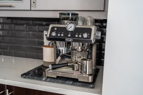 11 Givemay Street, ON L7A 0C7