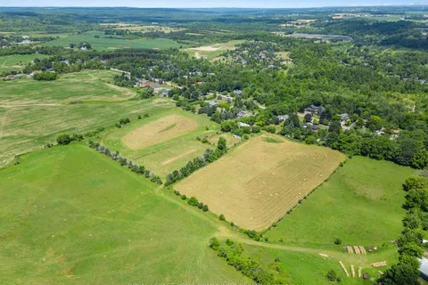 152 Confederation Street, ON L7G 4S8